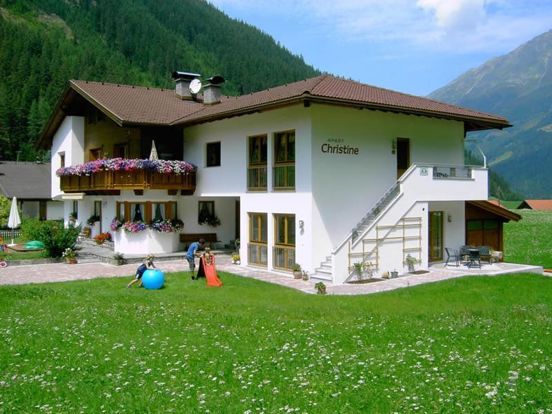 Apart Christine Kaunertal Bagian luar foto