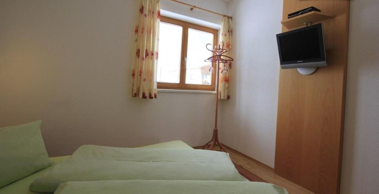 Apart Christine Kaunertal Bagian luar foto